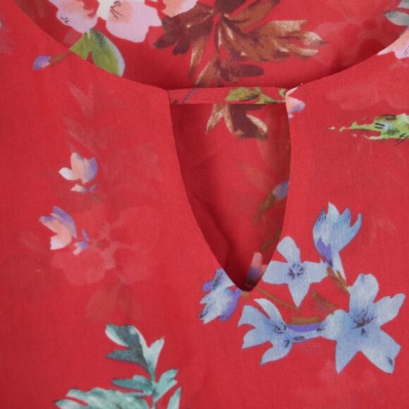 Cabi Devoted Blouse Medium Red Floral Chiffon Bell Sleeve Feminine Romantic - Picture 3 of 8